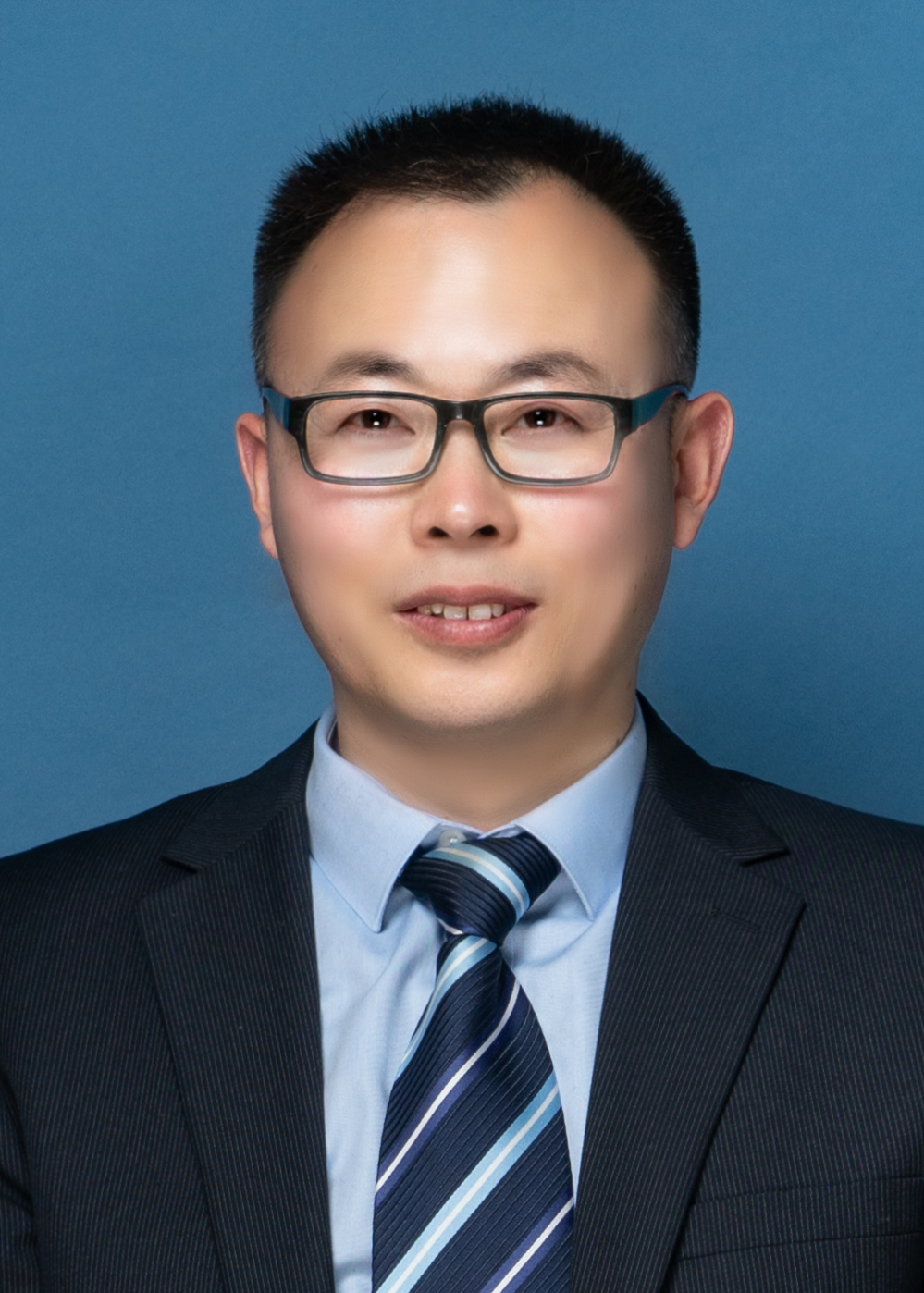 王小君