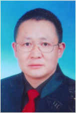 沈  斌