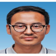 刘育民		