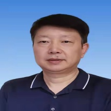 施展辉