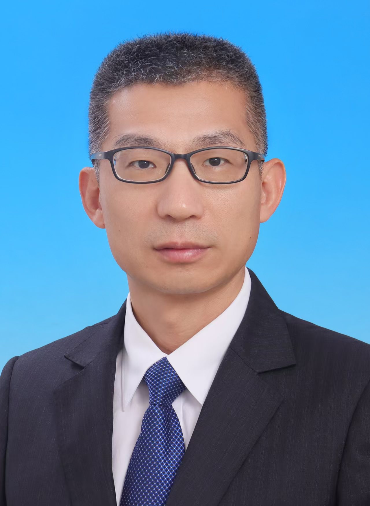 陈华君
